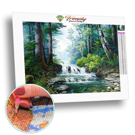 Petite chute deau en pleine forêt | Broderie diamant - En forêt Paysage Produit