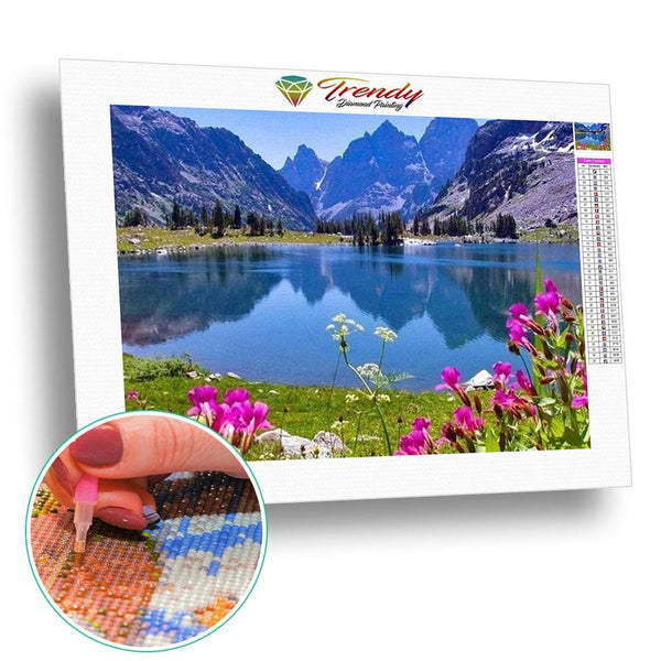 Reposant lac au pied des montagnes | Kit broderie - Paysage Produit À la montagne Été